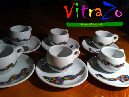 Set de 6 tazas de café modelo Gaudí. Valor $10.000