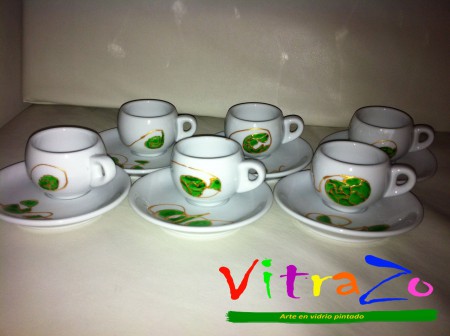 Set de 6 tazas de café modelo caracol. Valor $10.000